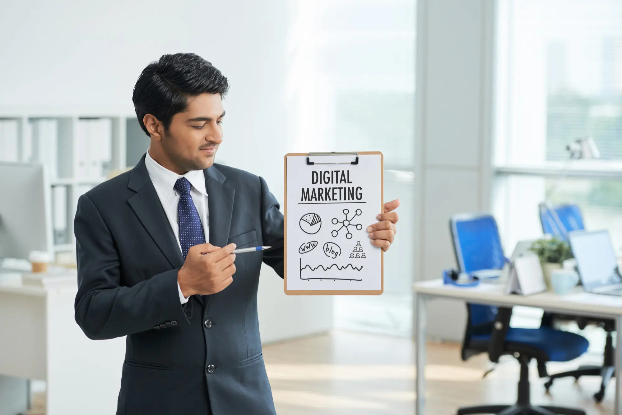 a digital marketer holding clip board and explain digital marketing to people